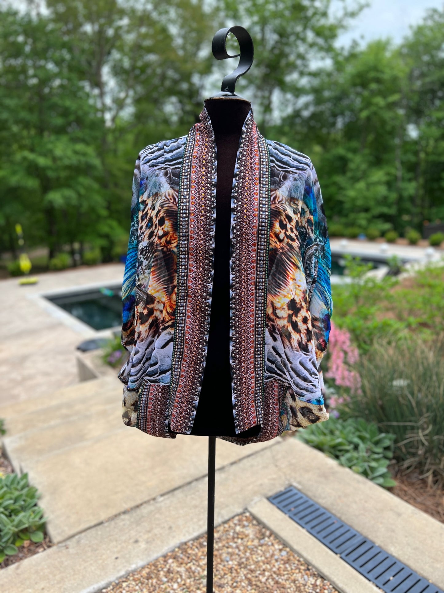 Bubble Cape: Fashionably Late