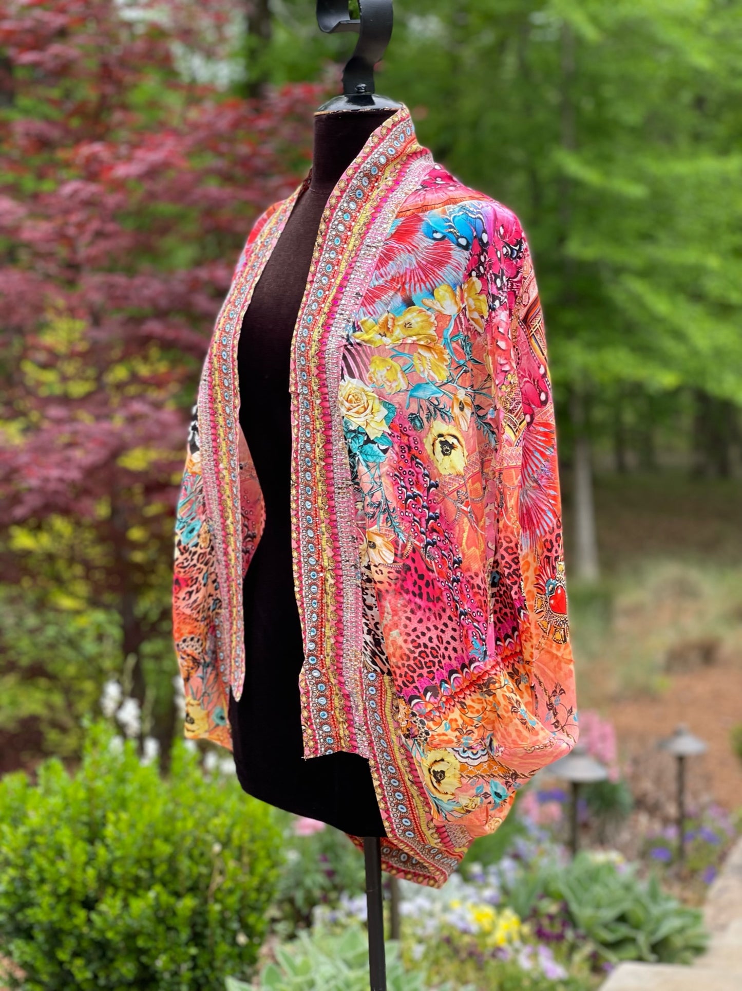 Blakeline Bubble Cape: Bottega
