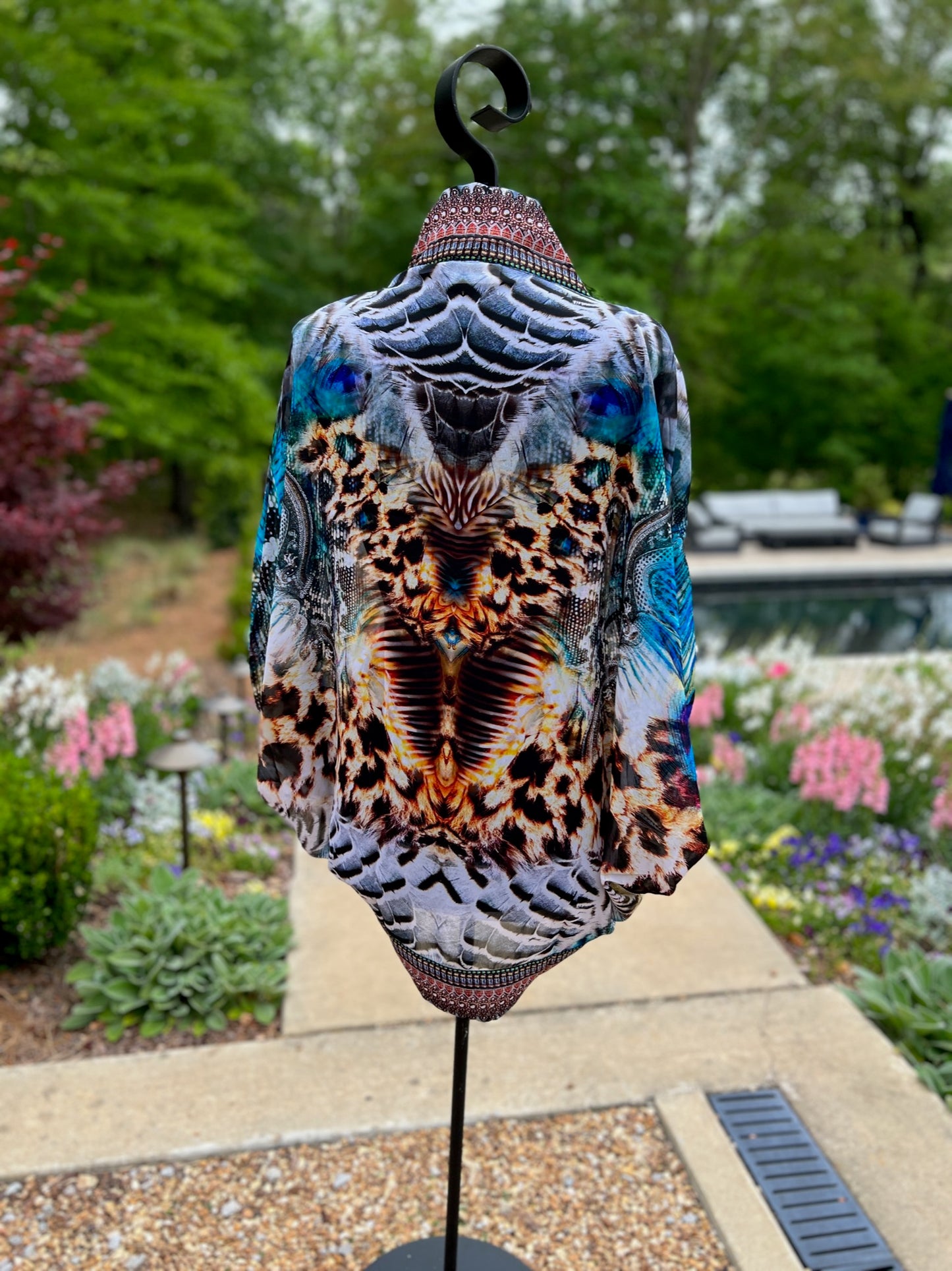 Bubble Cape: Fashionably Late