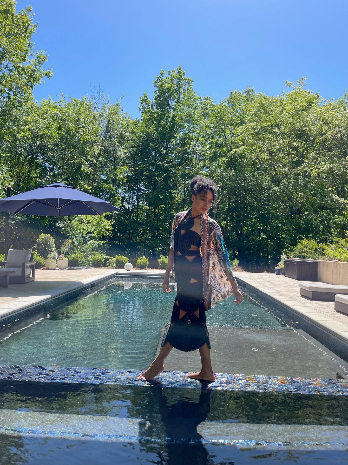 Bubble Cape: Fashionably Late