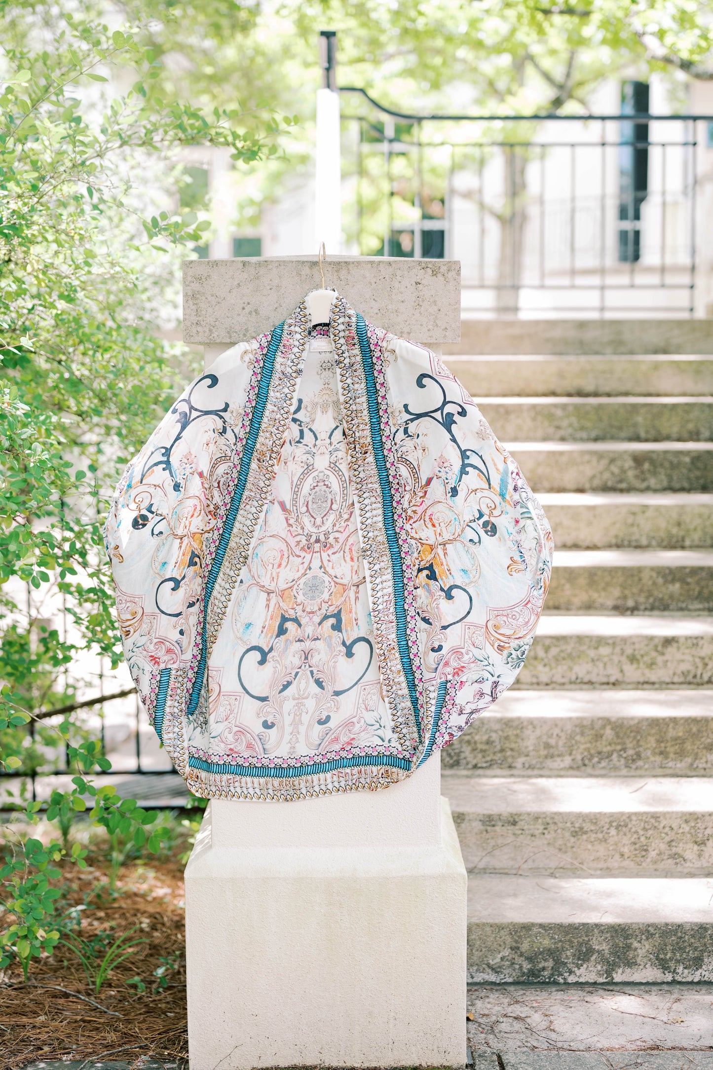 Blakeline Bubble Cape: Versailles
