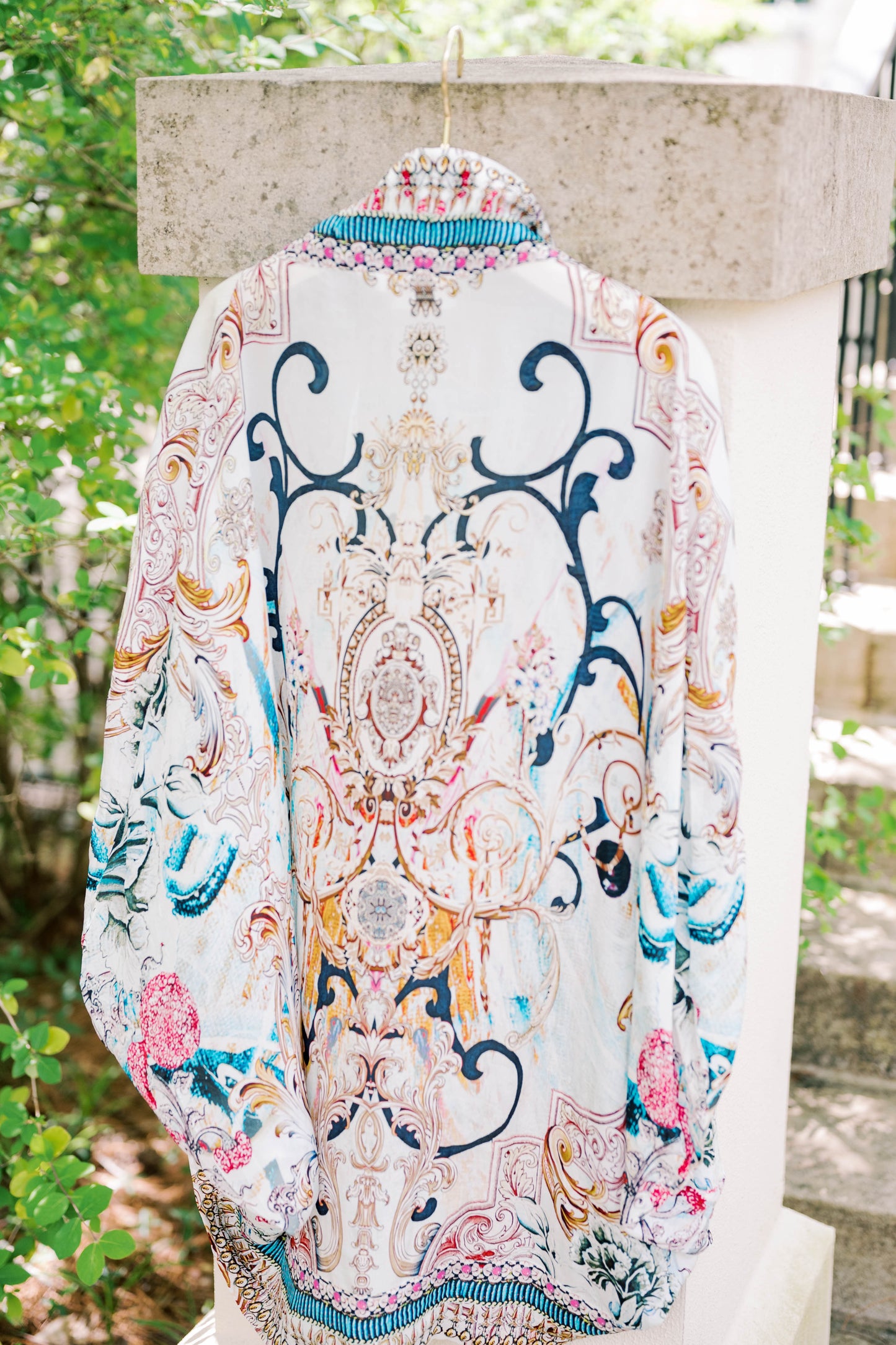 Blakeline Bubble Cape: Versailles