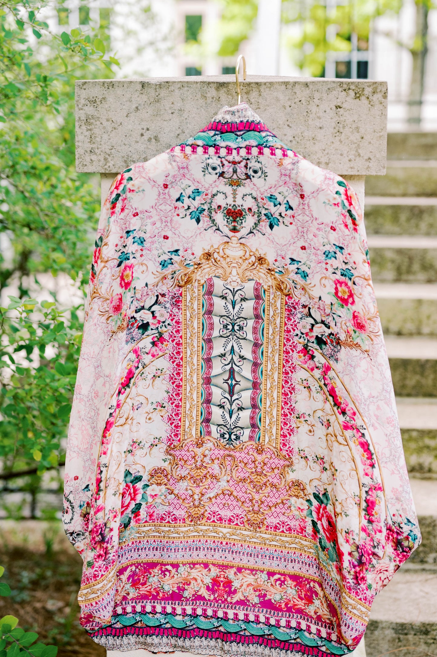 Blakeline Bubble Cape: Nepenthe