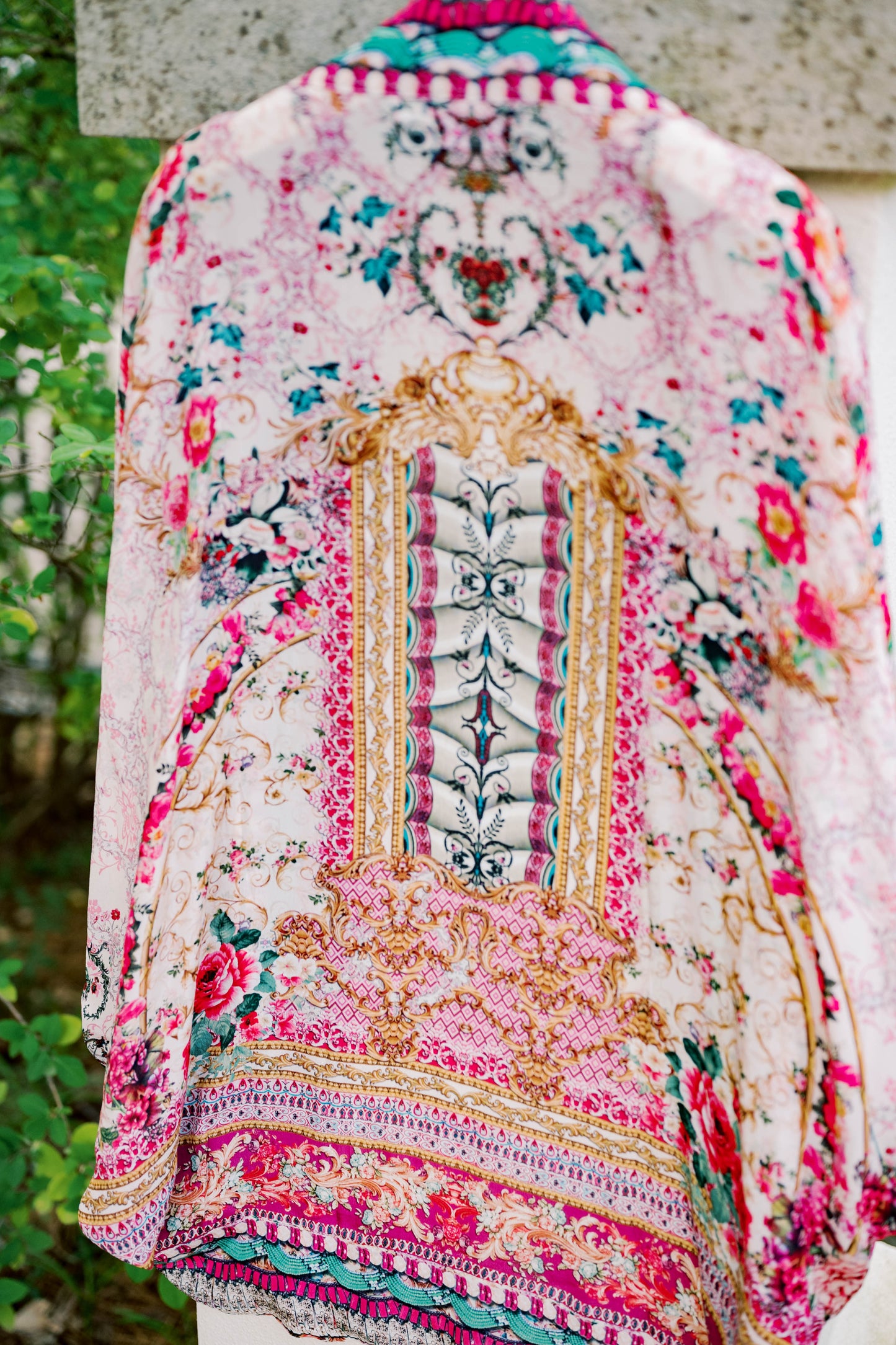 Blakeline Bubble Cape: Nepenthe